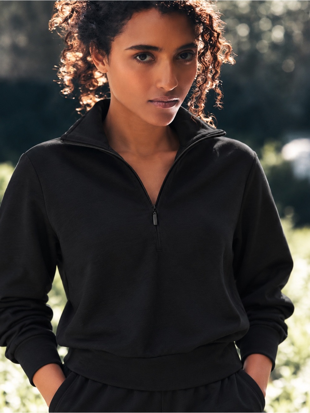 Athleta Power Of She Allure 1/4 Zip Sweatshirt XXS Black Athletic